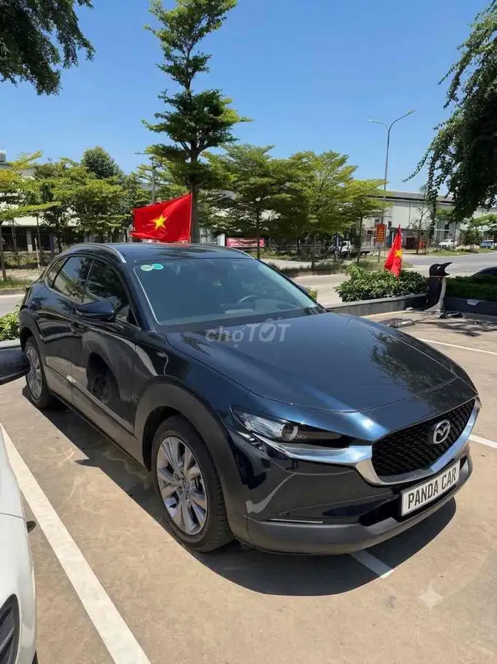 Mazda CX30 2.0 Luxury 2024 4000км Синий