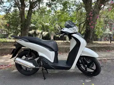 Хонда SH 125 Италия 2010 Белая Черная