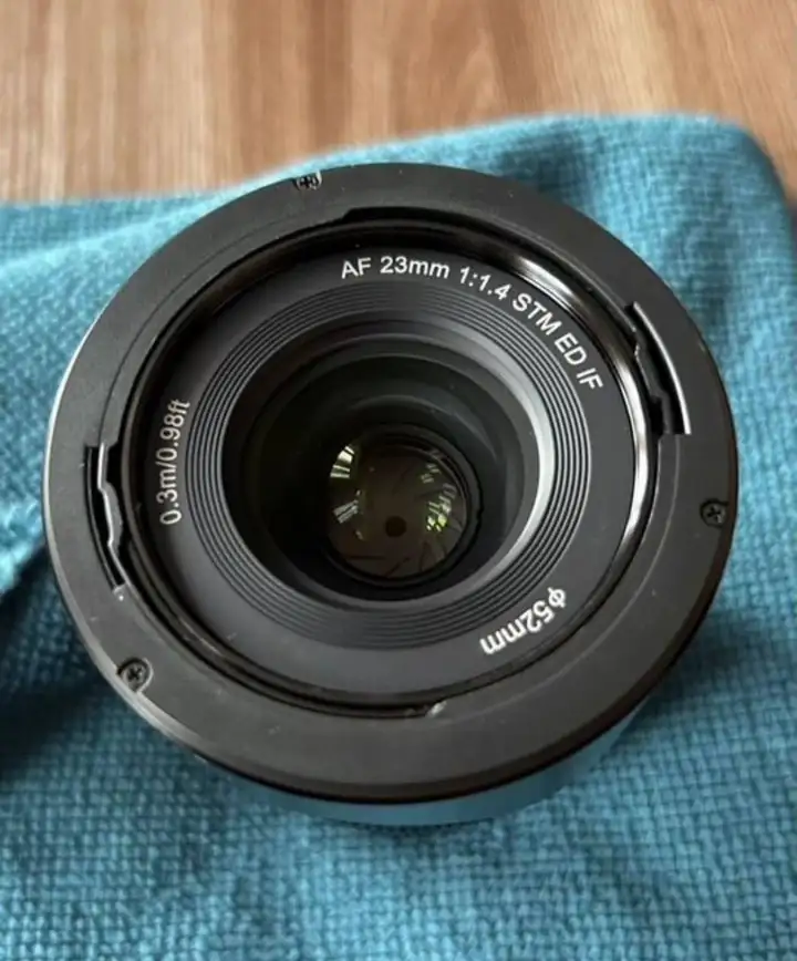 Объектив Viltrox AF 23mm f/1.4 Sony E