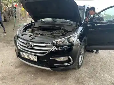 Hyundai Santafe 2018, полностью бензиновый, 2-осный, 70000 км, черный