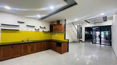 Сдается красивый 3-этажный дом 3 спальни 150 кв.м на ул. Ле Ван Хиен, недорого