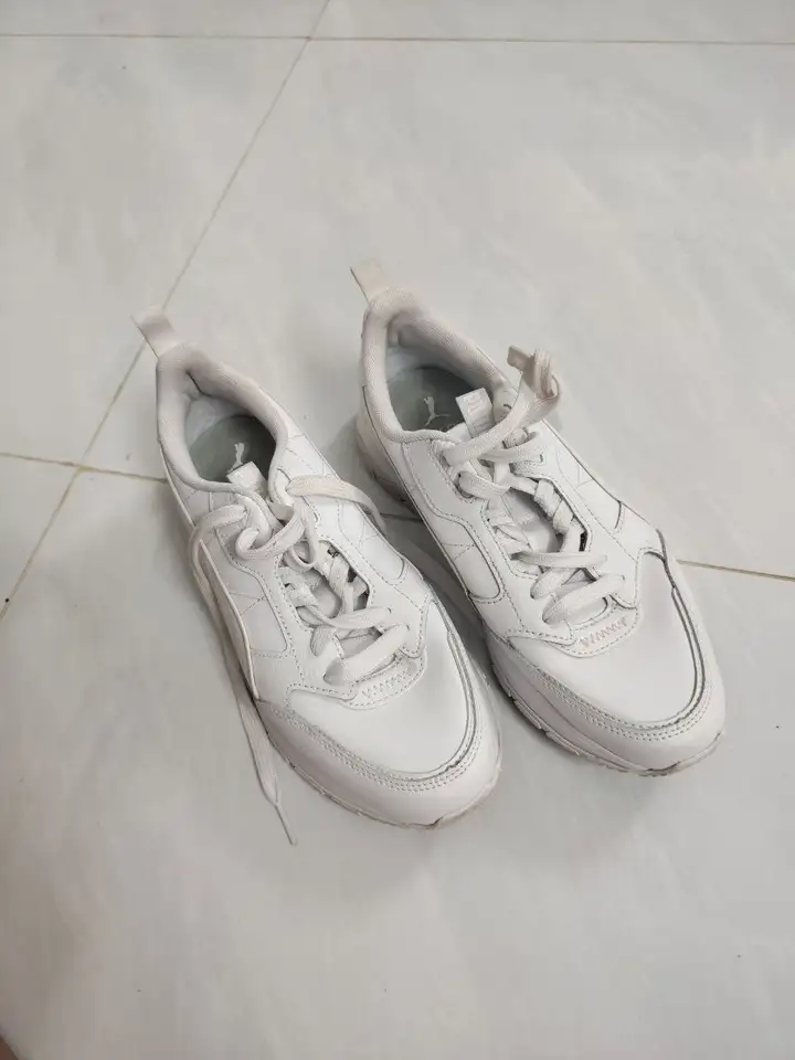 Скейт, кроссовки Puma, джинсы Befree, зонтики
