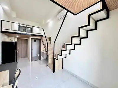 Дуплекс - 2 спальных места - вся мебель - балкон - рядом с Crescent Mall