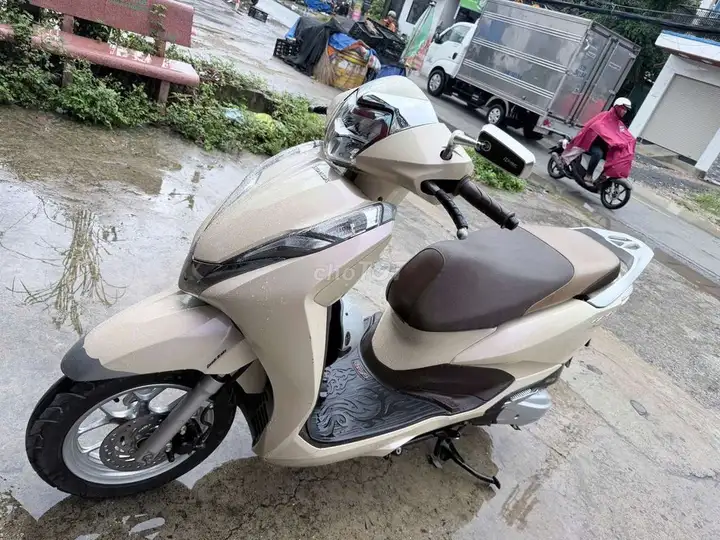 Honda Lead 2019 Особая Бежевый 40000 км