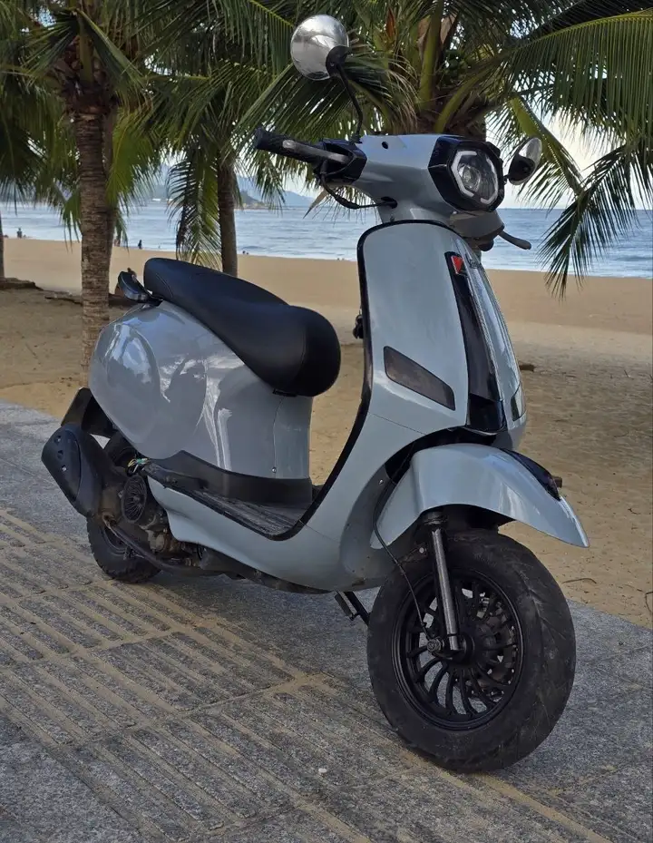 Victoria 50cc в стиле Vespa Sprint