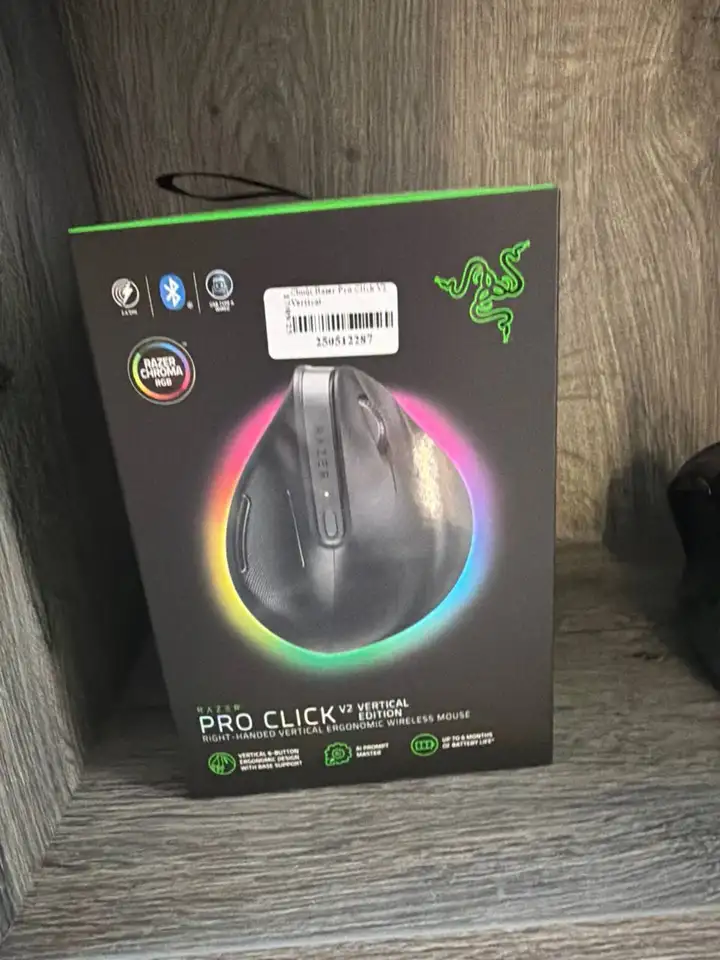 Беспроводная вертикальная мышь Razer Pro Click V2 Vertical Edition