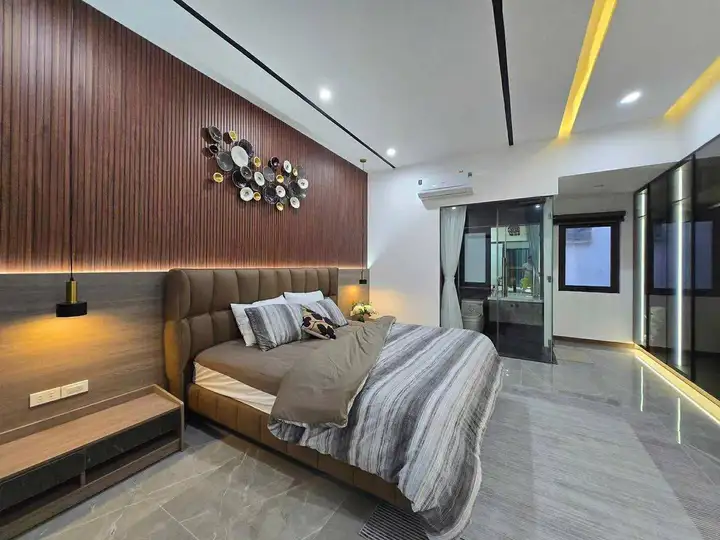 Дом 3 этажа, 3 спальни, 85 м²