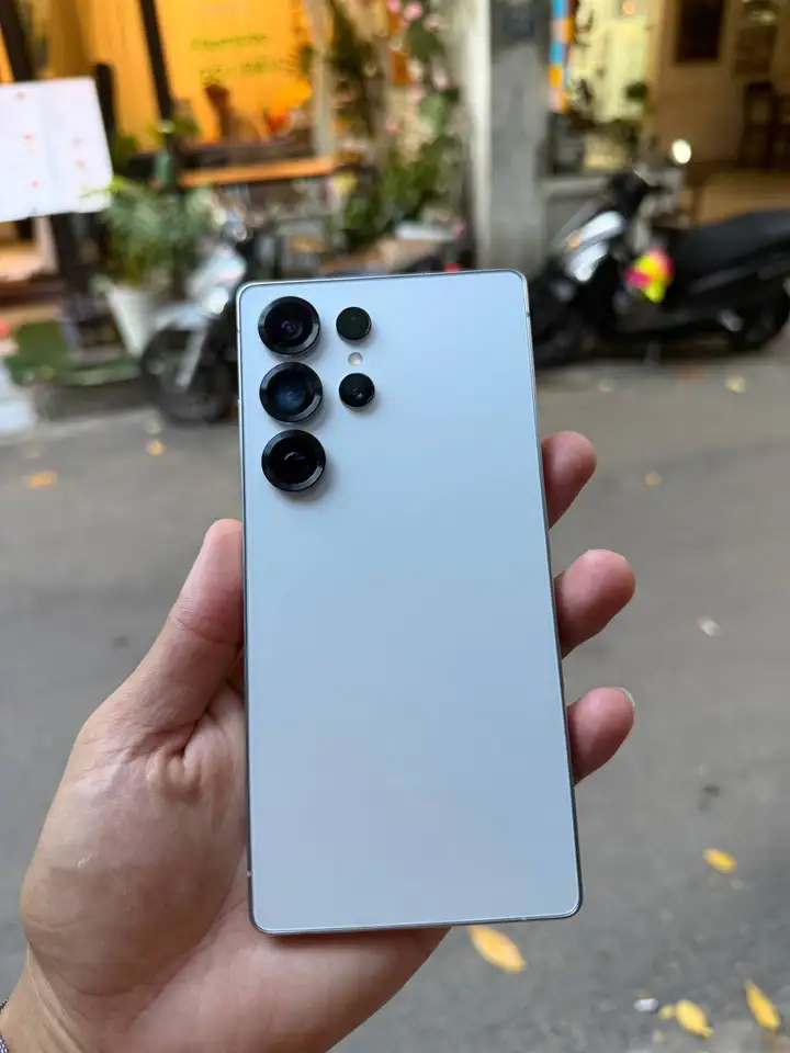 Samsung S25 Ultra 12/256 ГБ