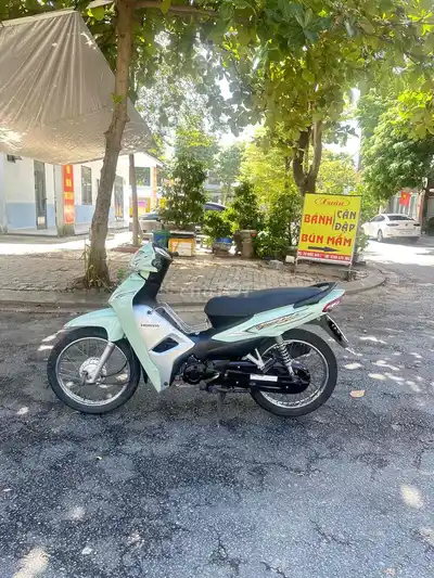 Honda Wave Alpha 2018 зелено-серебристый перламутр