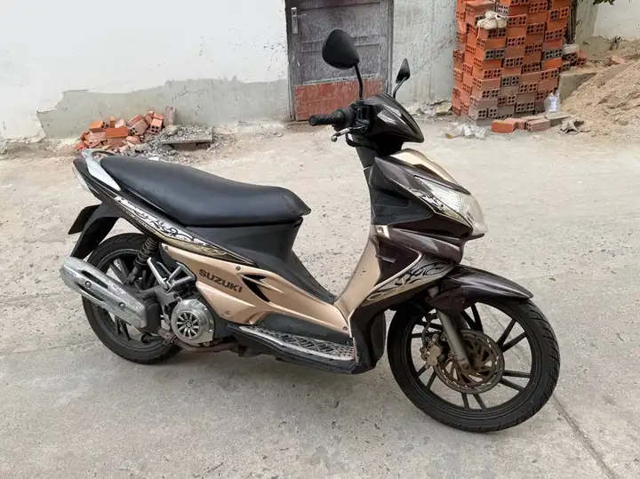 Suzuki Hayate 125