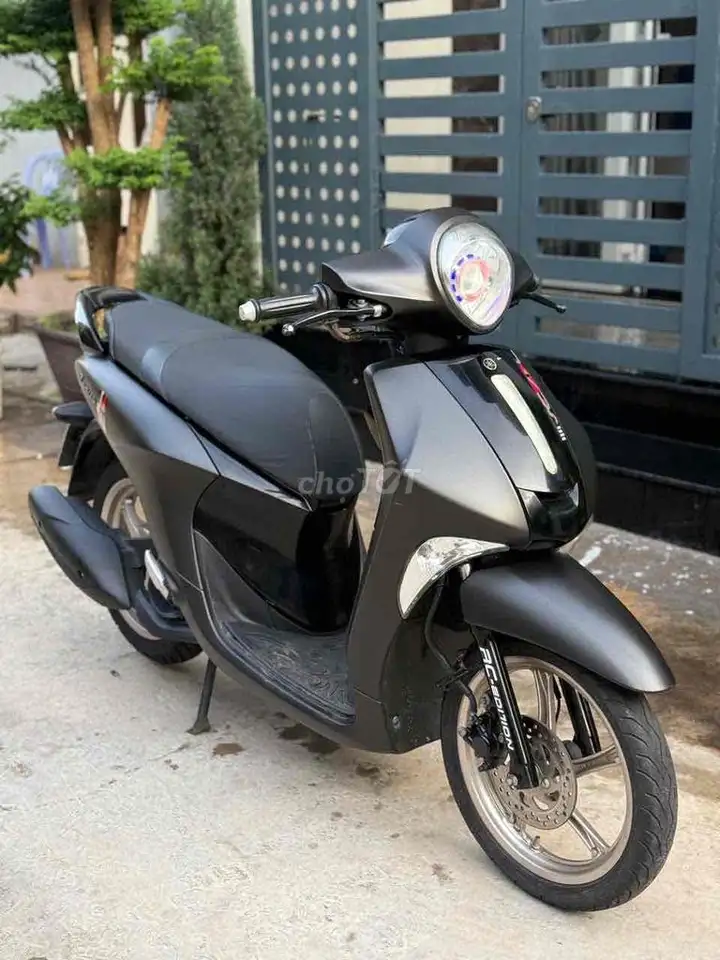 Yamaha Janus Черный Вунгтау