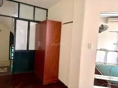 Дом целиком, 5 этажей, 28м², улица Нгуен Тхи Динь, Кау Зяй