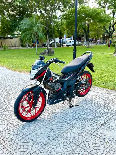 Honda Sonic 2022 Черный, Красный