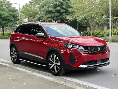 Peugeot 3008 GT 2023, 16000 км, красный, заводская краска по всему кузову