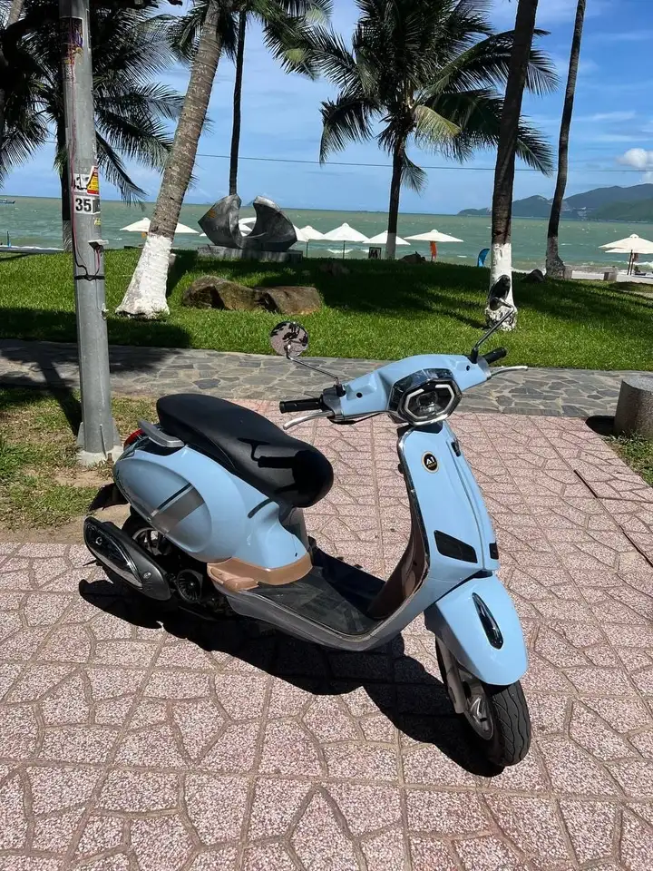 Скутер Vespa 50cc