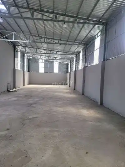 Аренда склада/производства под 8-тонный грузовик