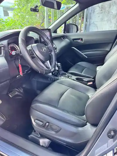 Toyota Corolla Cross 1.8G 2023 Таиланд Серый 50 тыс. км