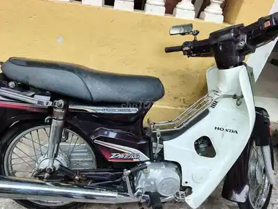 Honda Dream Tím б/у