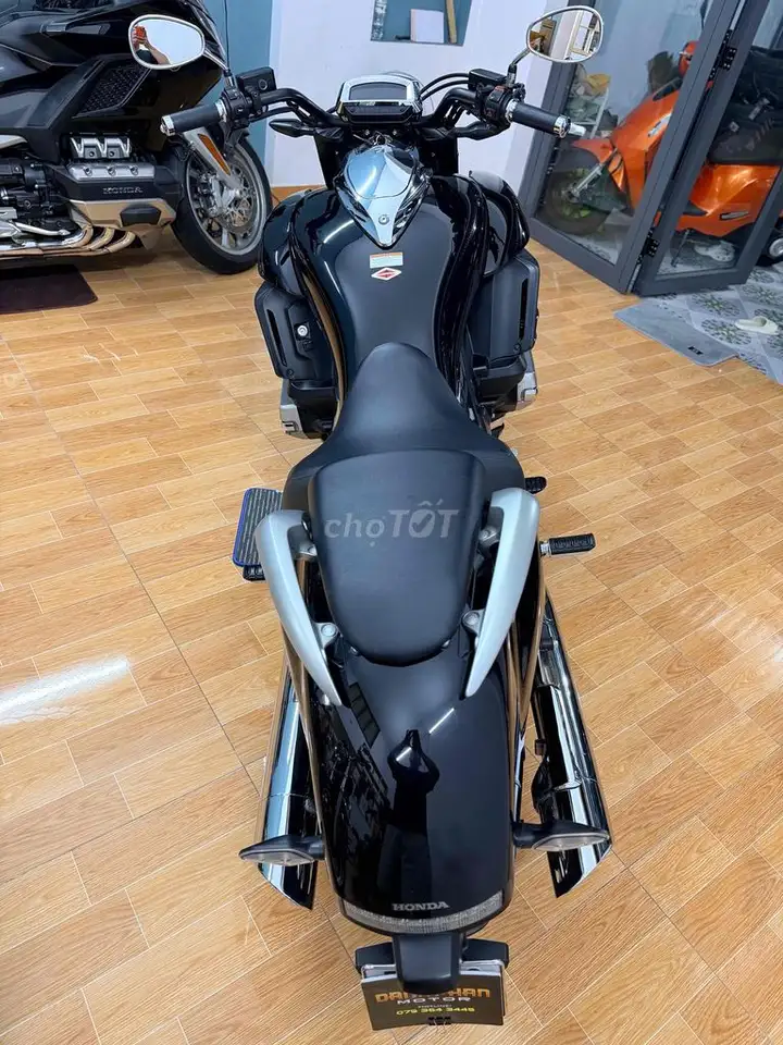 Honda Goldwing F6C ABS 2015 Черный 19 000 км