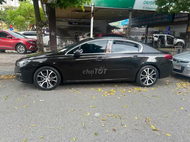 Peugeot 508 1.6 AT 2015 полный комплект, черный, пробег 120 тыс.