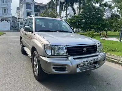 Золотой песочный номер Toyota Land Cruiser 2002