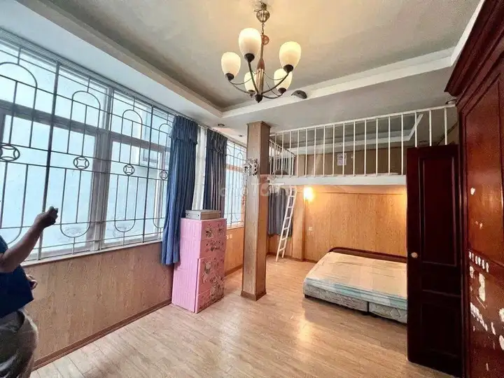Cho thuê nhà 35m2 x 4 tầng 1 tum, 4PN, full nội thất, Tây Hồ
