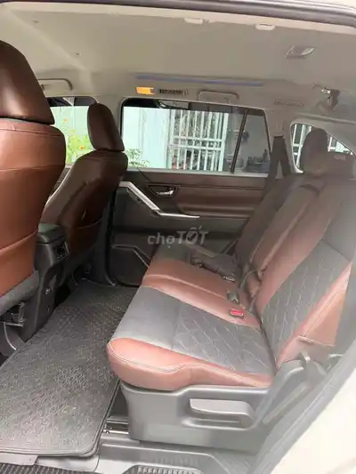 Toyota Innova Cross V 2.0 2024, белый