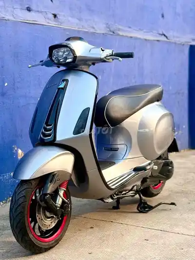 Vespa Sprint 2021 iget.abs, 15 тыс. км, 9 мастеров по имени
