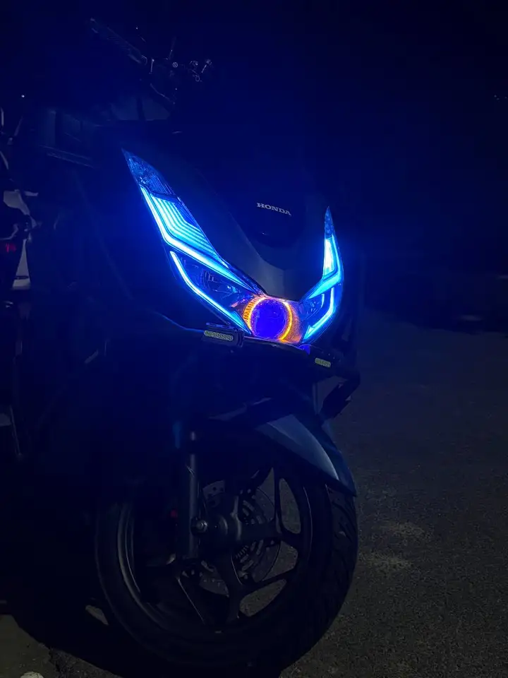 Премиум скутер Хонда PCX 160 cc 4 поколение 2024