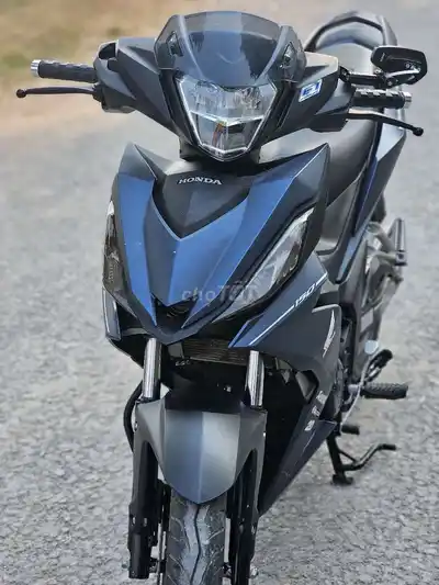 HONDA WINner черный 2019 г., номера Ханоя, малый пробег, родной мотор