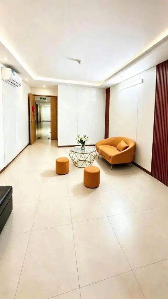 Chung cư Long Biên 49m2, 2PN, 2WC, sổ đỏ