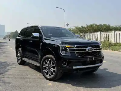 Ford Everest Titanium 2024 4x4 Plus Черный 20 тыс. км