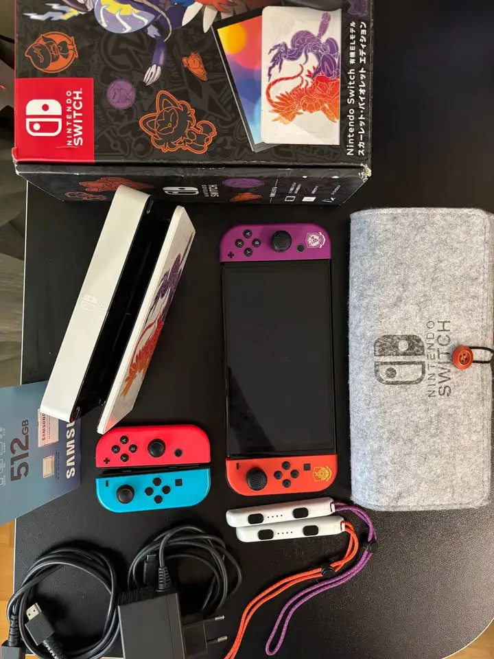Игровая консоль Nintendo Switch в лимитированном цвете