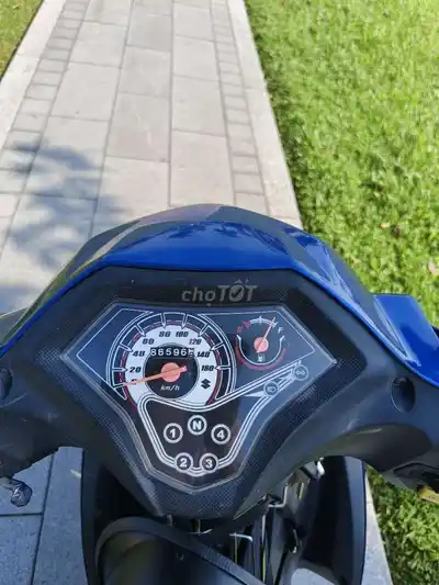 Suzuki Axelo 125cc сине-белый. BS 43