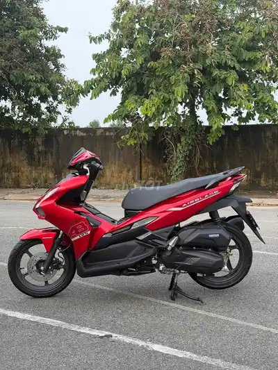 Воздушный клинок Honda 2024 красный
