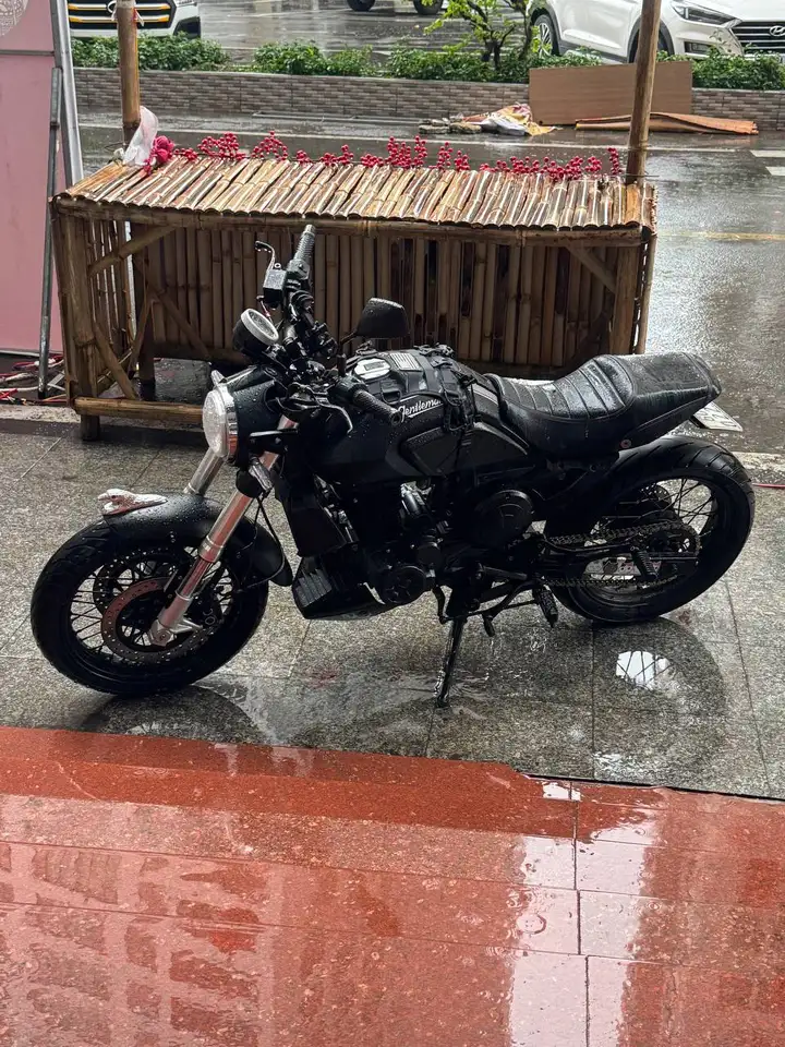 GPX 200 Gentleman