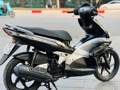Honda Air Blade черный с серебром 110cc FI, состояние нового