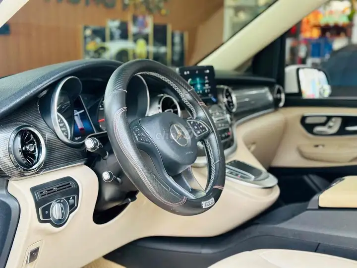 Mercedes V250 Luxury Maybach 2021