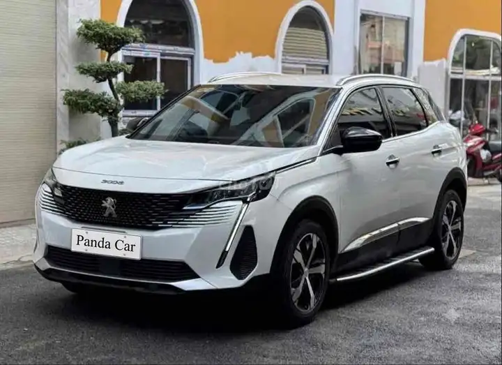 Peugeot 3008 AT 2022 Белый 60 тыс. км