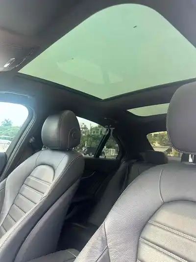 Mercedes C300 AMG 2020 белый