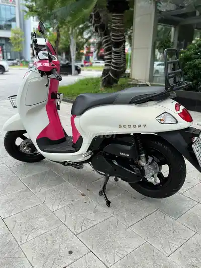 Honda Scoopy 2025 белый, розовый б/у