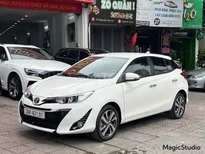 Toyota Yaris 1.5G 2019 Белый 75000 км