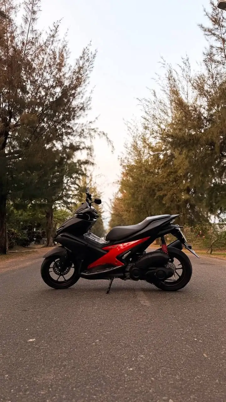 Мотоцикл Yamaha NVX 2019