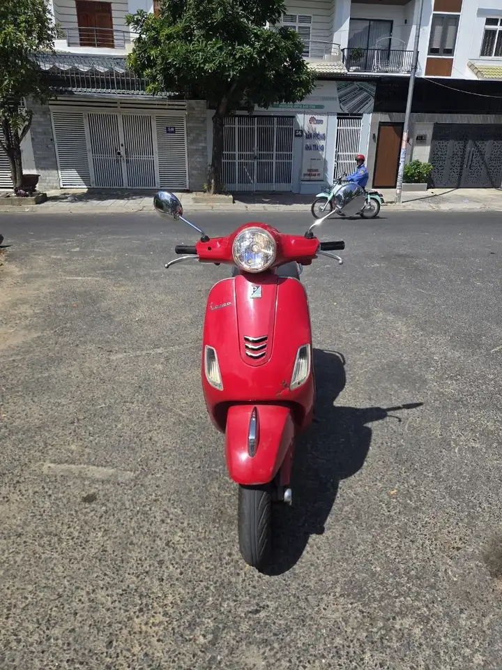 Vespa LX125