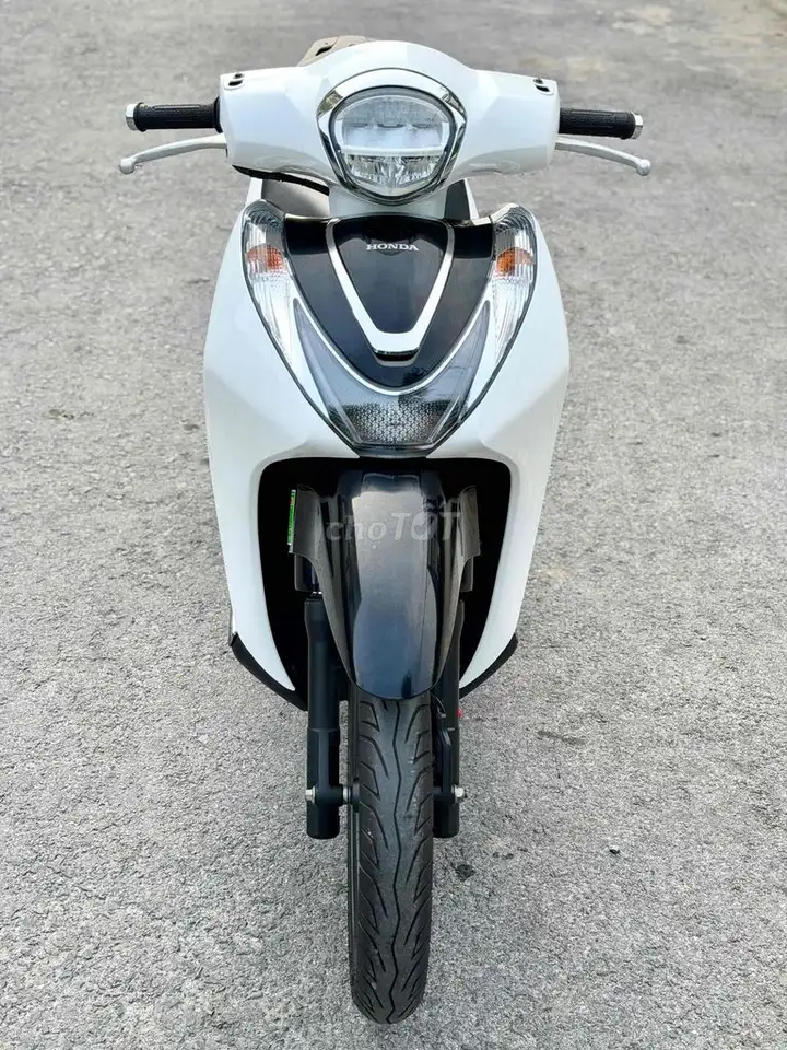 Honda SH Mode 12 000 км красно-черный