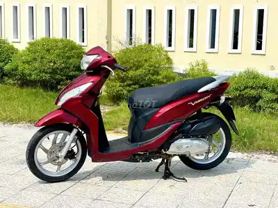 Honda Vision 2014 красный, полностью оригинал, от владельца