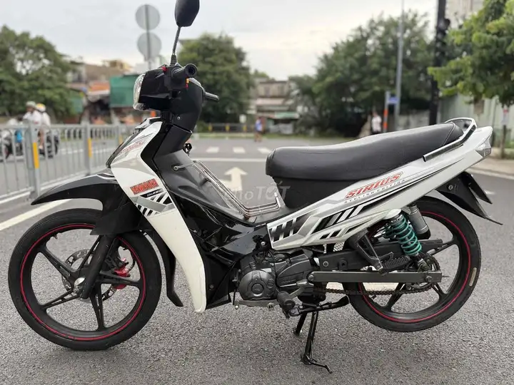 Yamaha Sirius 50cc черно-белый, полуавтомат