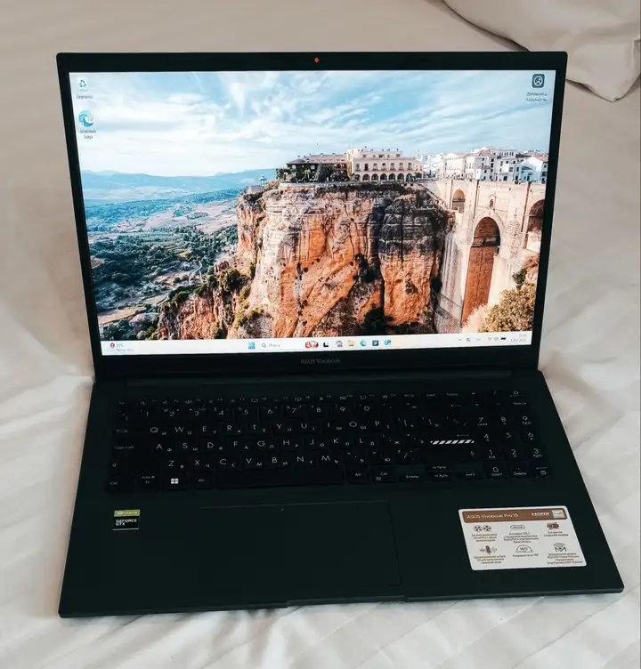 ASUS Vivobook Pro 15 M6500QH