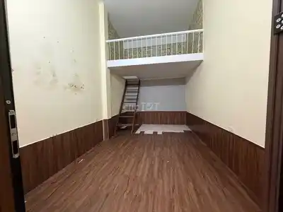 Хороший дом 20 кв.м x 2.5 этажа, 10 млн, рядом с улицей