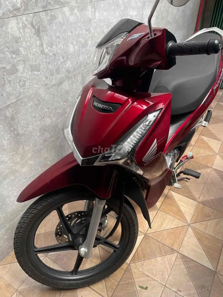 Honda Future 2022 Красный 3300 км номер Хошимин